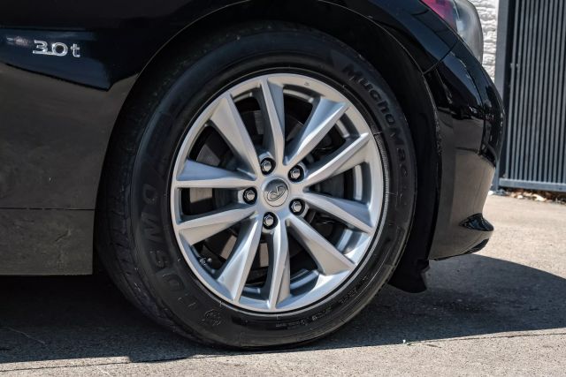 Vehicle image 54 of 58