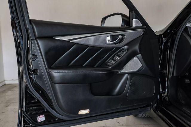 Vehicle image 42 of 58