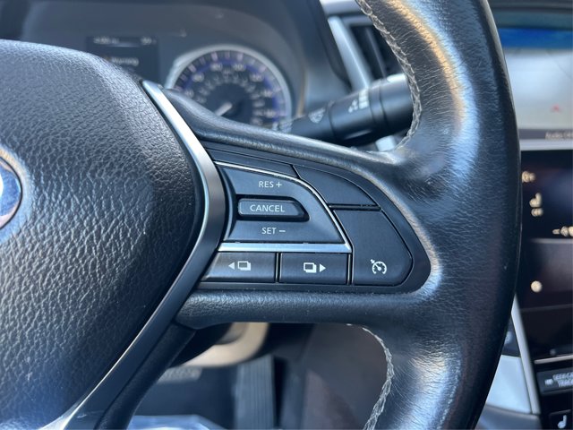 2017 INFINITI Q60 2.0T Premium Image 21 of 47