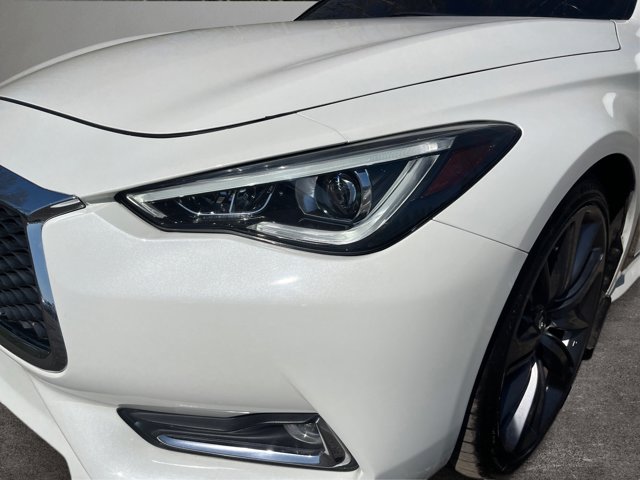 2017 INFINITI Q60 2.0T Premium Image 36 of 47