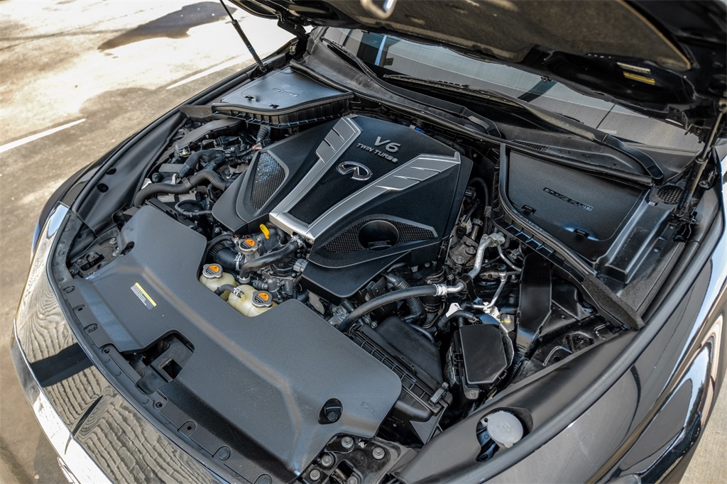 2017 INFINITI Q60 3.0T Premium Image 11 of 54