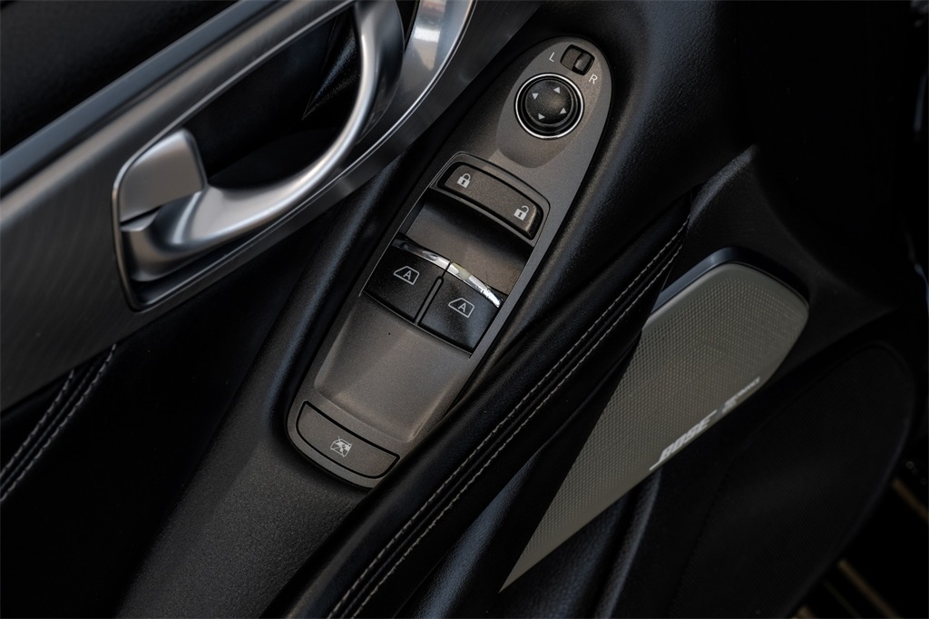 2017 INFINITI Q60 3.0T Premium Image 51 of 54