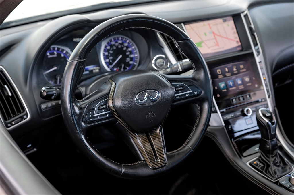 2017 INFINITI Q60 3.0T Premium Image 25 of 54