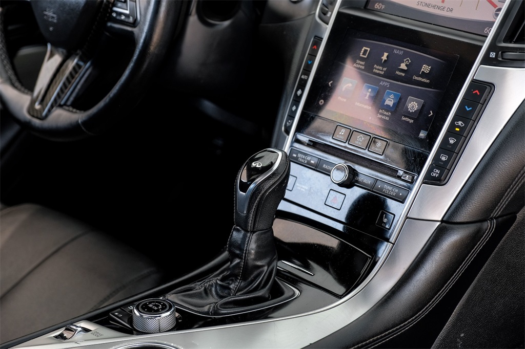 2017 INFINITI Q60 3.0T Premium Image 34 of 54