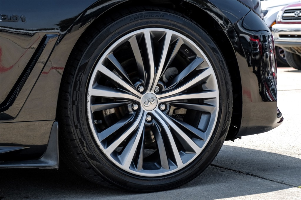 2017 INFINITI Q60 3.0T Premium Image 15 of 54