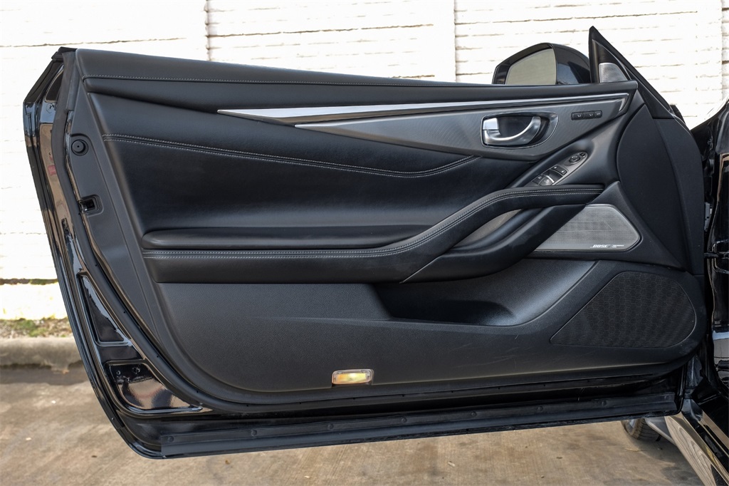 2017 INFINITI Q60 3.0T Premium Image 39 of 54
