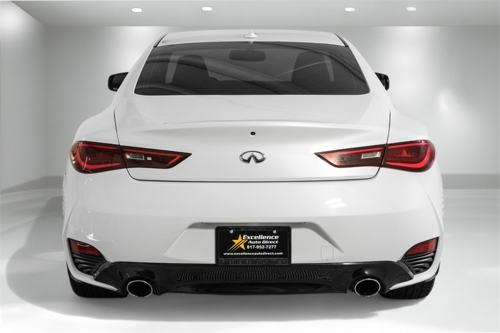 2017 INFINITI Q60 3.0T Premium Image 5 of 64
