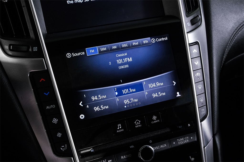 2017 INFINITI Q60 3.0T Premium Image 30 of 64