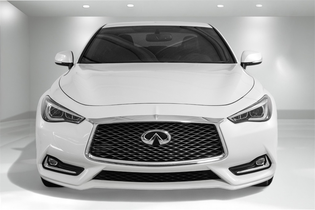 2017 INFINITI Q60 3.0T Premium Image 2 of 64