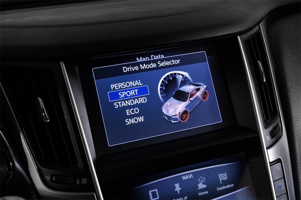 2017 INFINITI Q60 3.0T Premium Image 32 of 64
