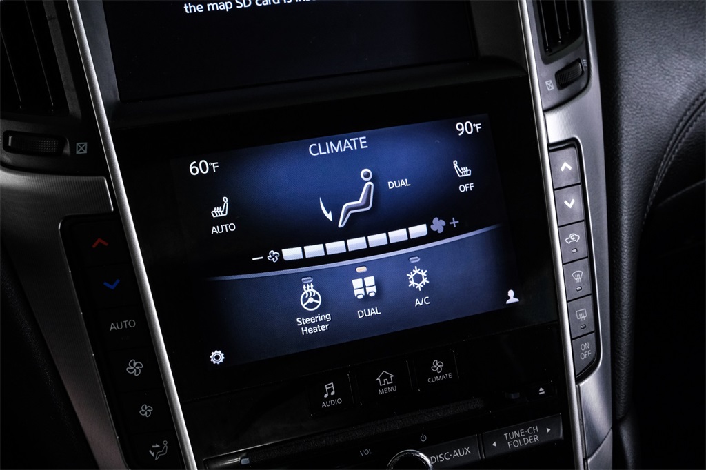 2017 INFINITI Q60 3.0T Premium Image 31 of 64