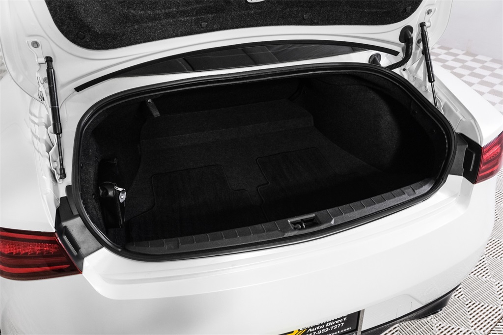 2017 INFINITI Q60 3.0T Premium Image 16 of 64