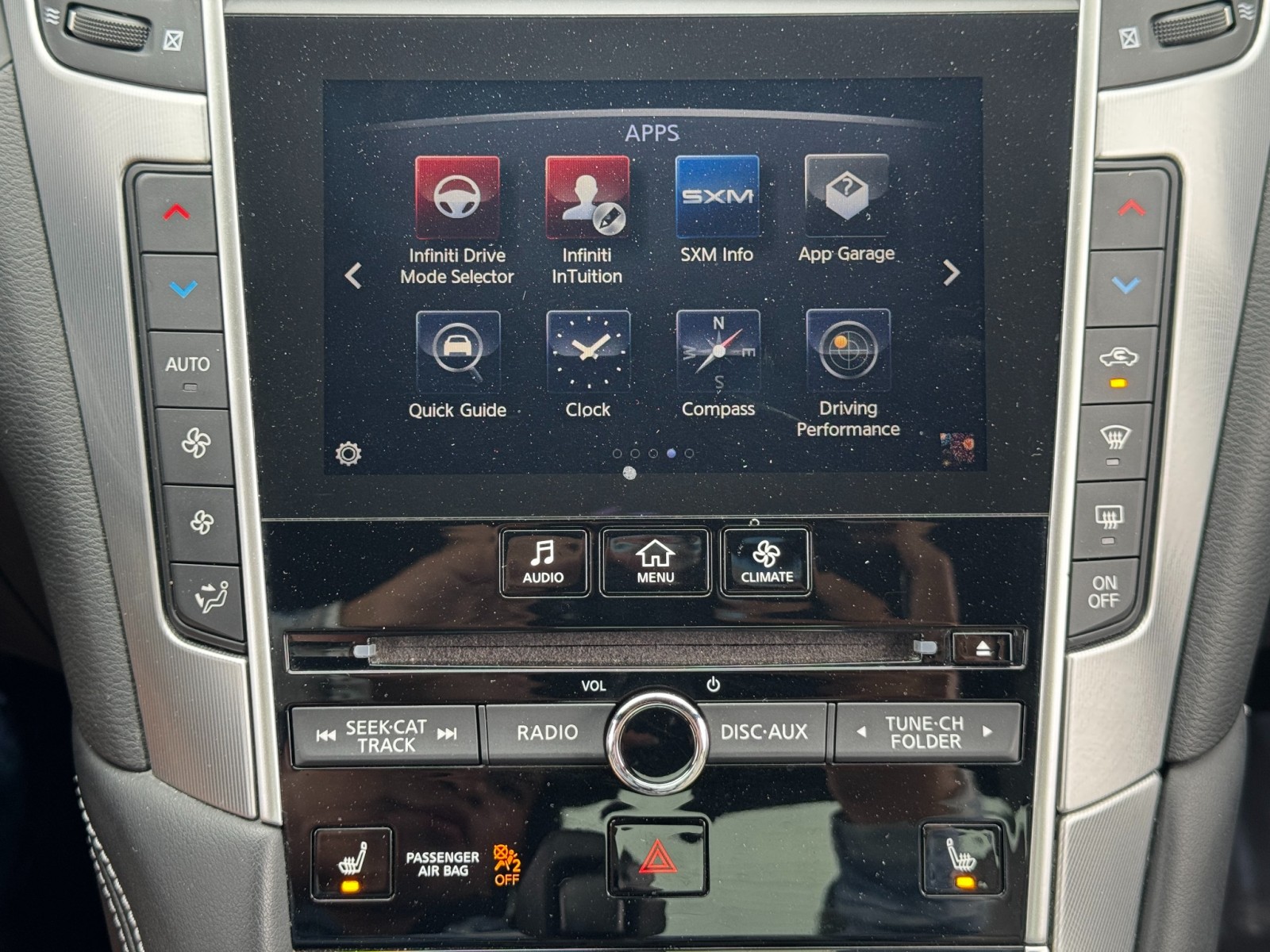 Vehicle image 31 of 46