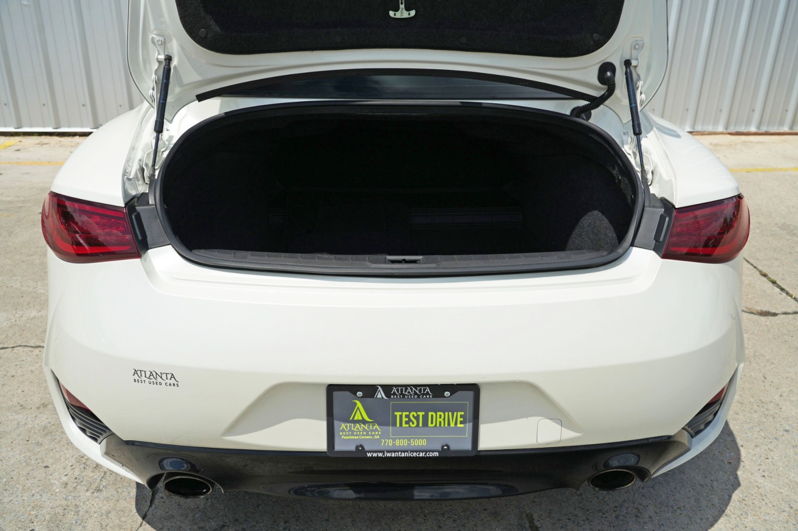 Vehicle image 17 of 46