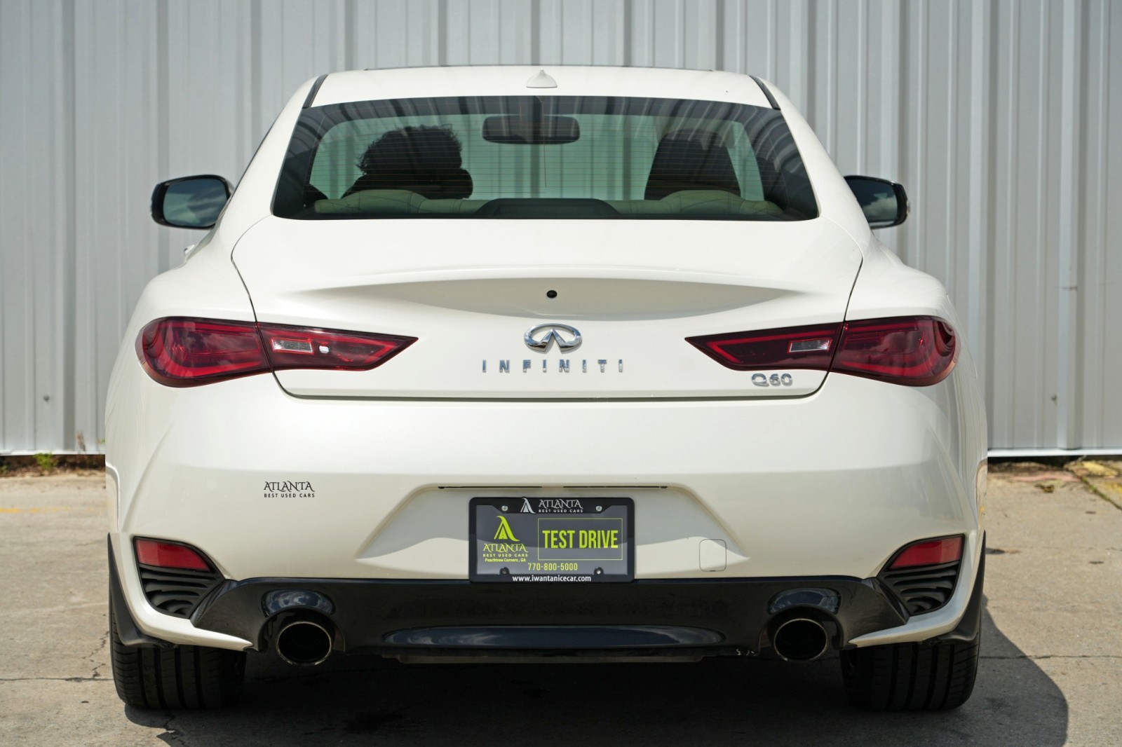 Vehicle image 10 of 46