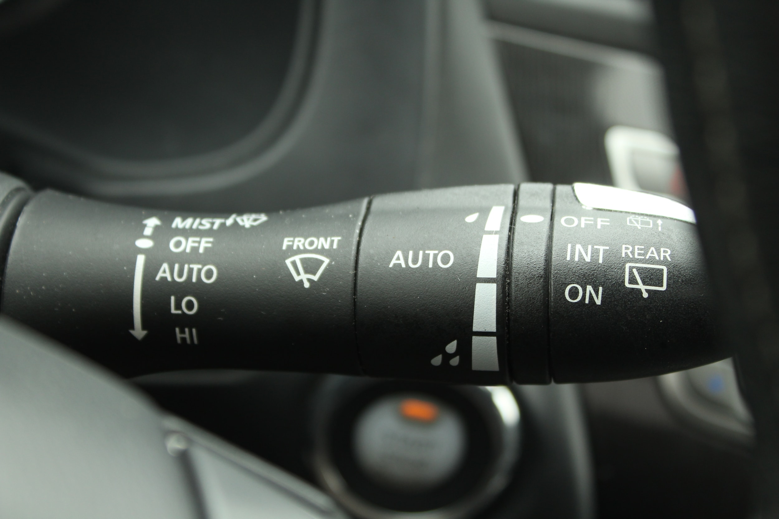 2017 INFINITI QX60 Base Image 21 of 25