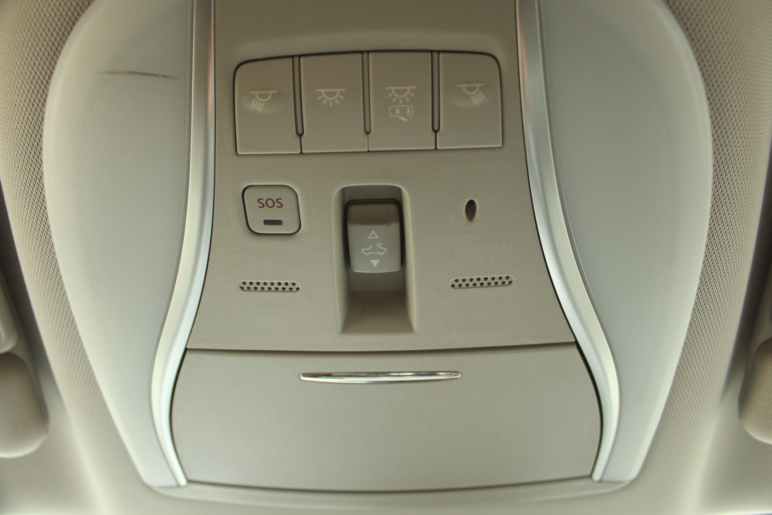 2017 INFINITI QX60 Base Image 23 of 25