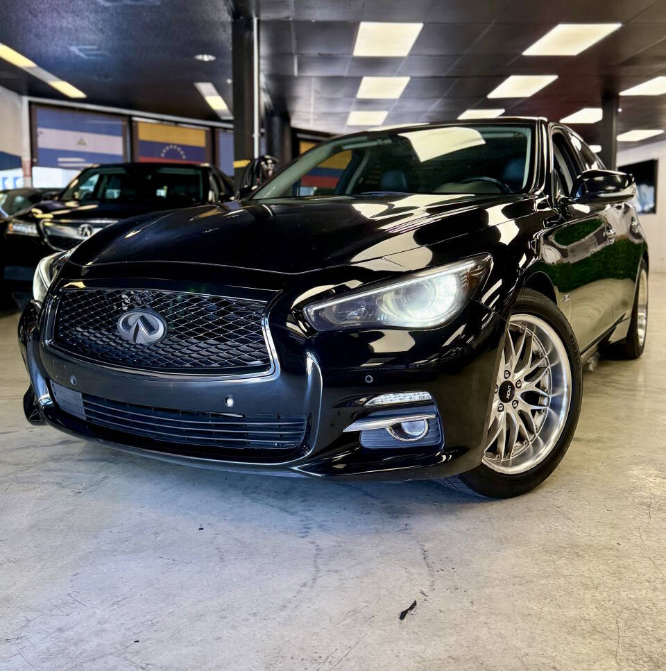 2017 INFINITI Q50 3.0T Premium Image 2 of 15