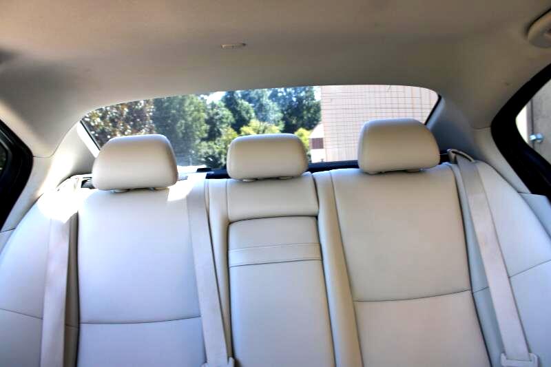 2017 INFINITI Q50 3.0T Signature Edition Image 18 of 30