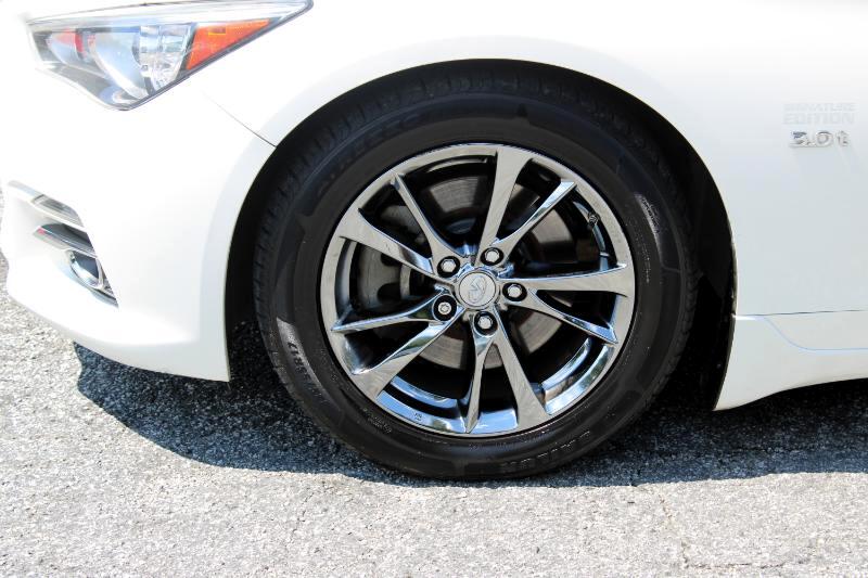 2017 INFINITI Q50 3.0T Signature Edition Image 11 of 30