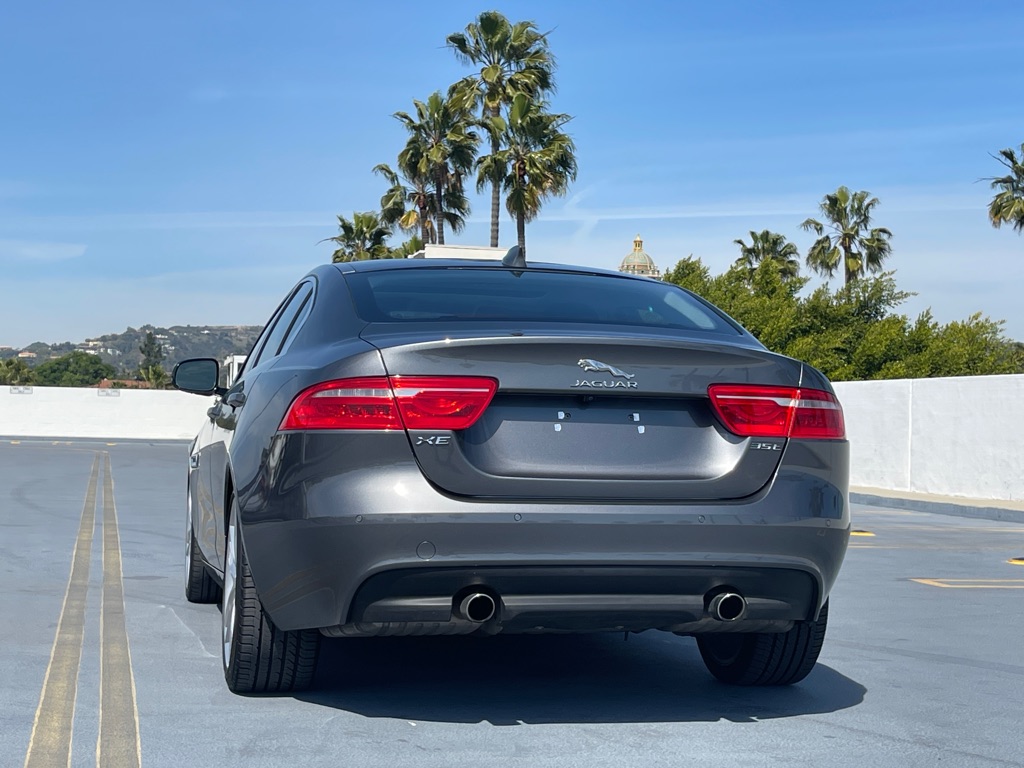 Vehicle image 5 of 67
