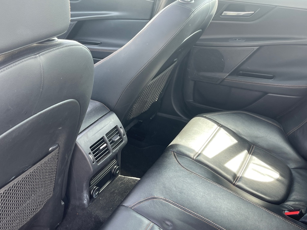 Vehicle image 51 of 67