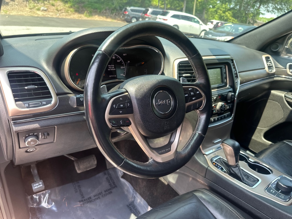 Vehicle image 22 of 45