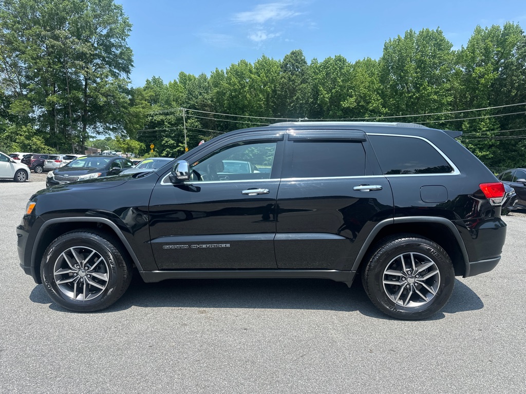 Vehicle image 8 of 45