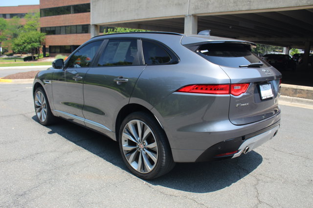 Vehicle image 6 of 30