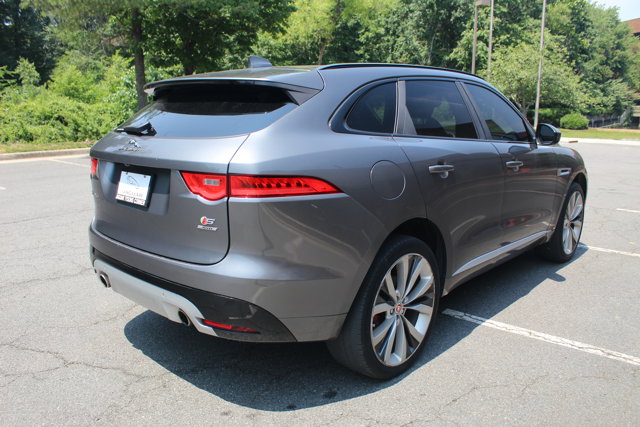 Vehicle image 4 of 30