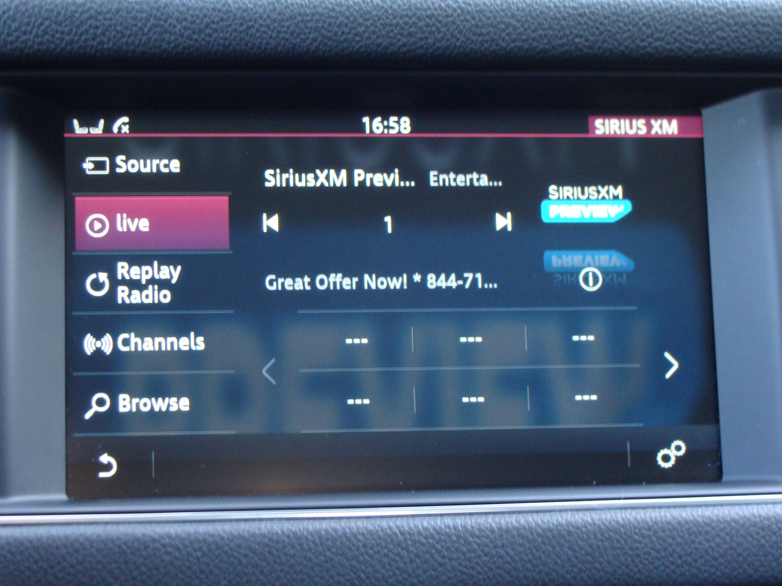 2017 Jaguar XF 35t Premium Image 32 of 44