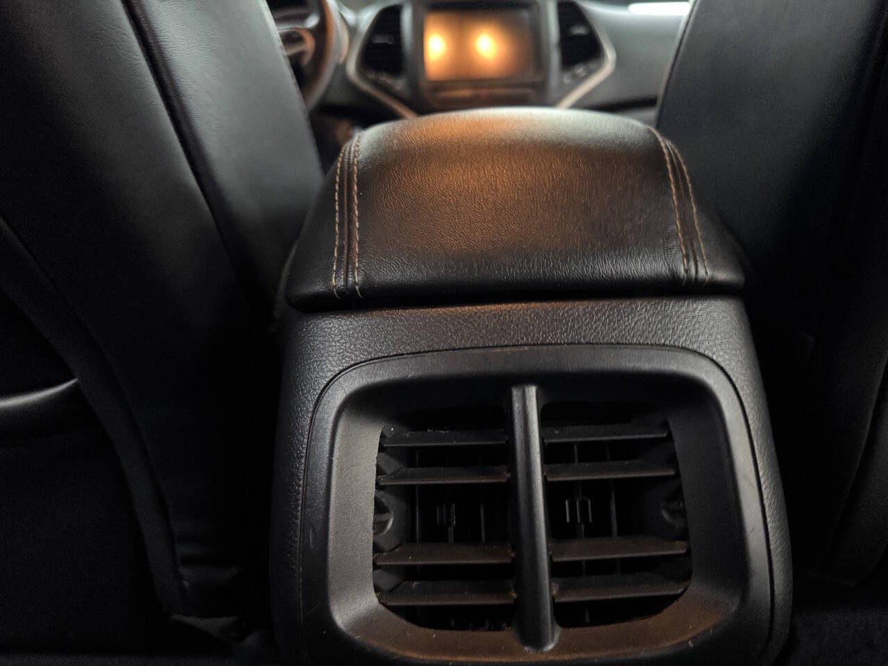 Vehicle image 53 of 59