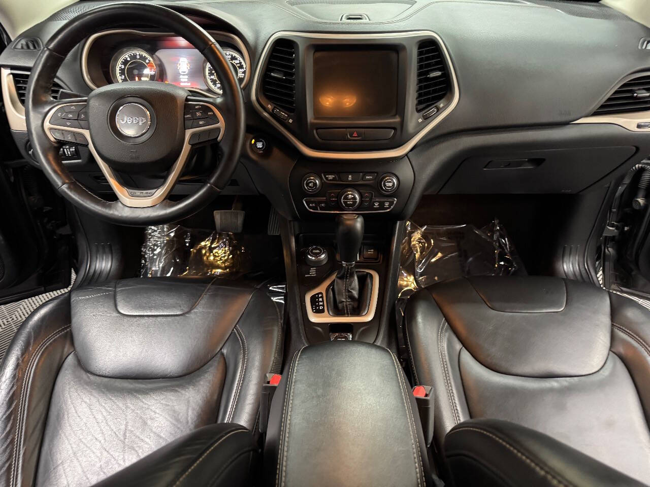 Vehicle image 39 of 59