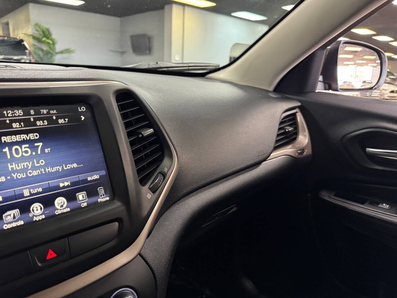 Vehicle image 45 of 59