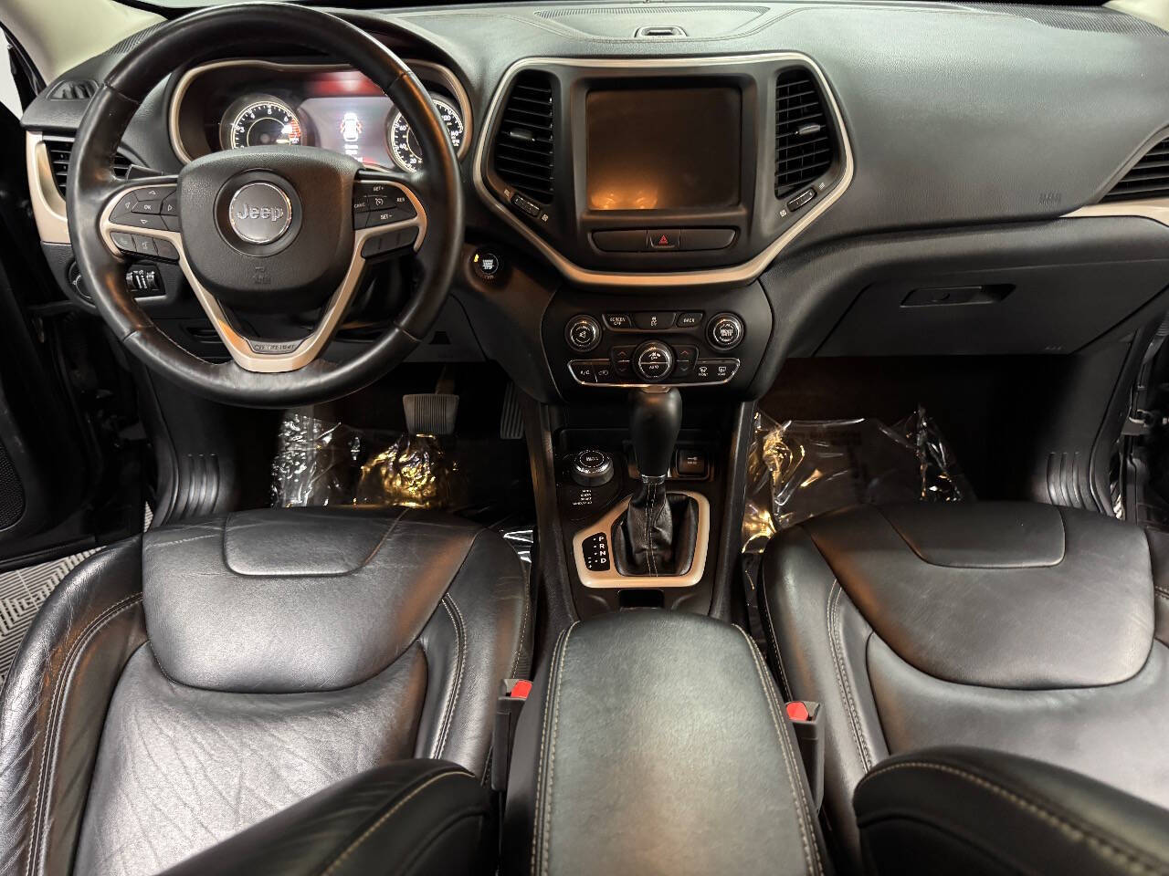 Vehicle image 40 of 59