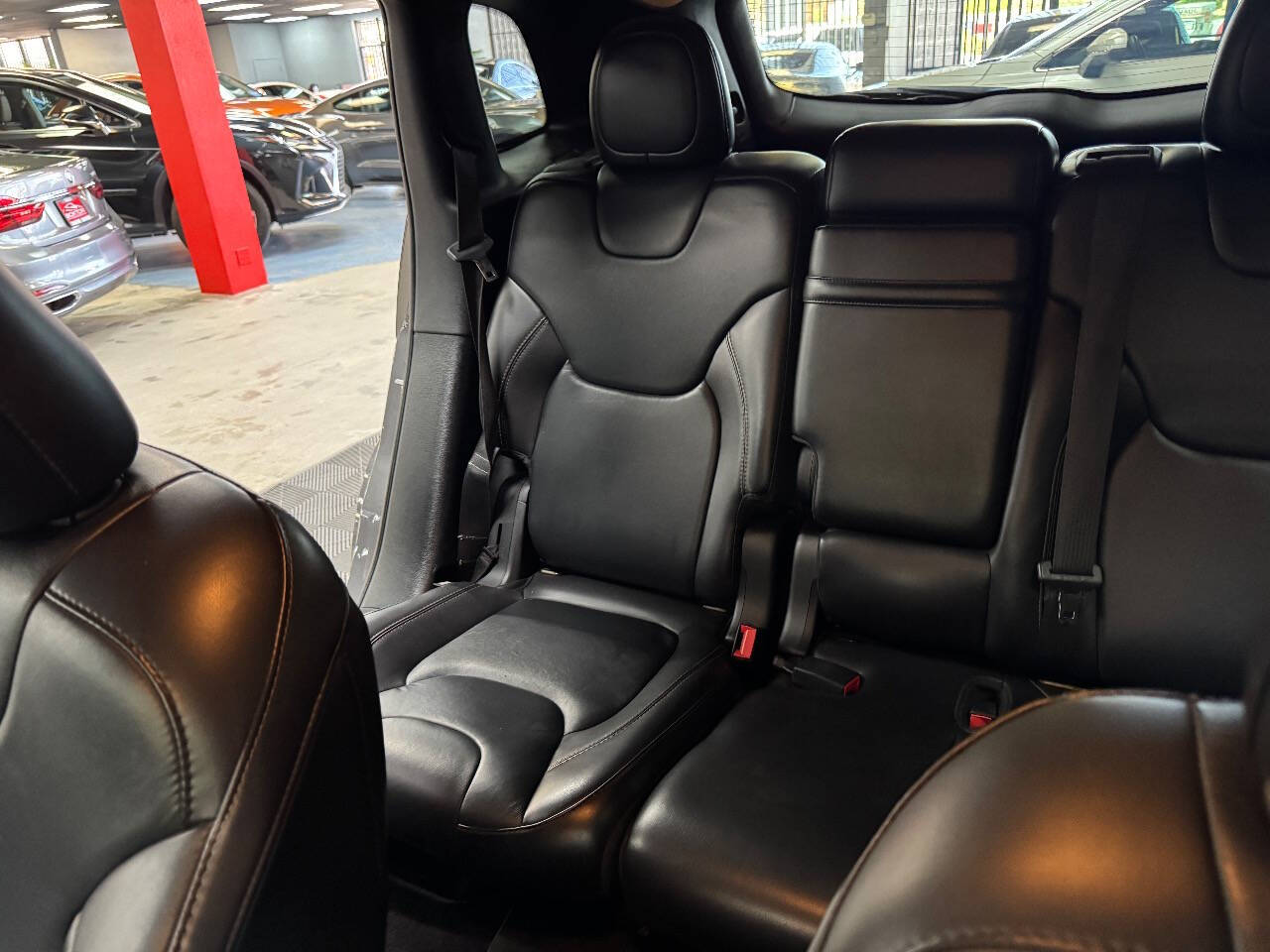 Vehicle image 26 of 59