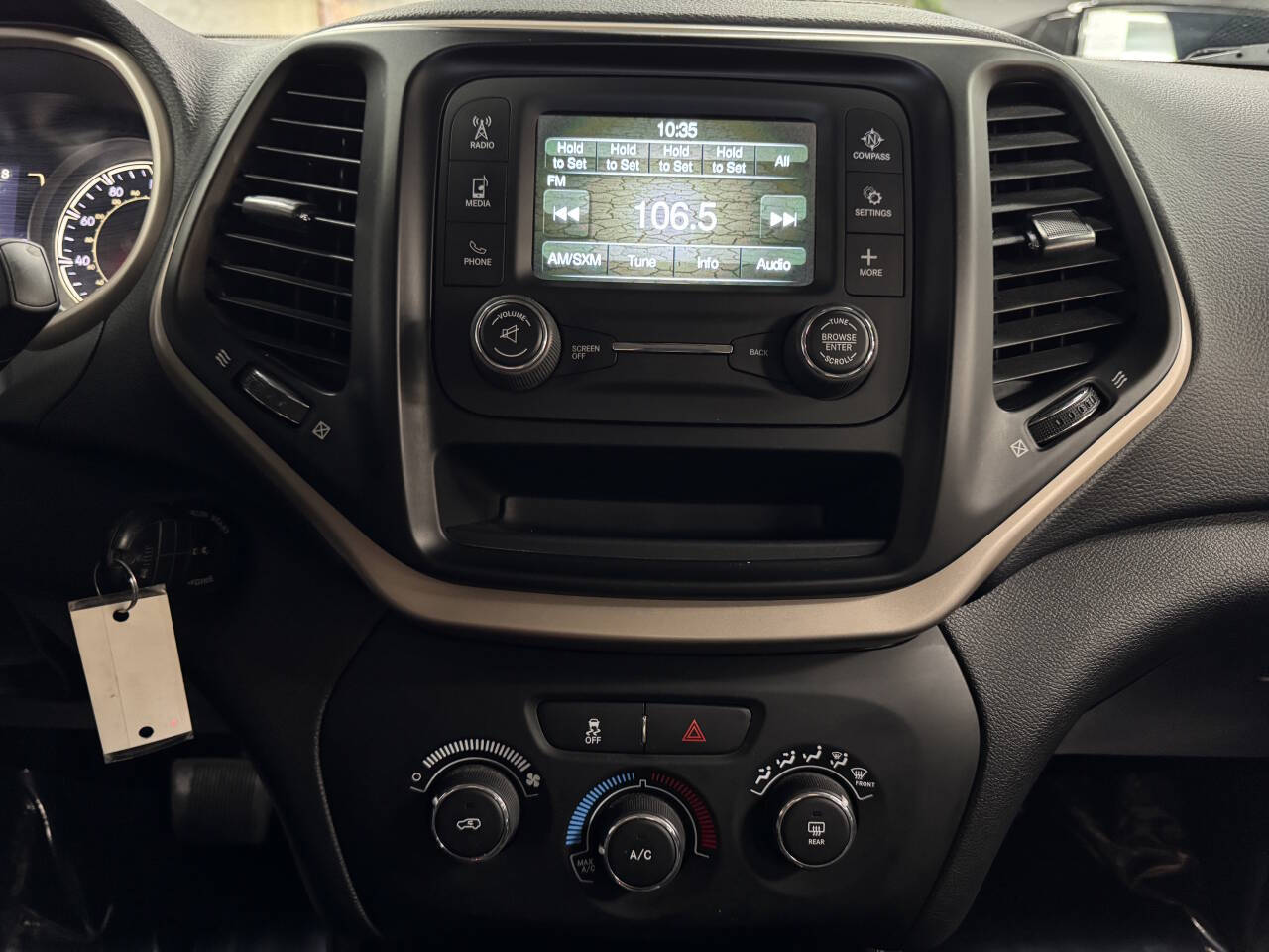 Vehicle image 23 of 58