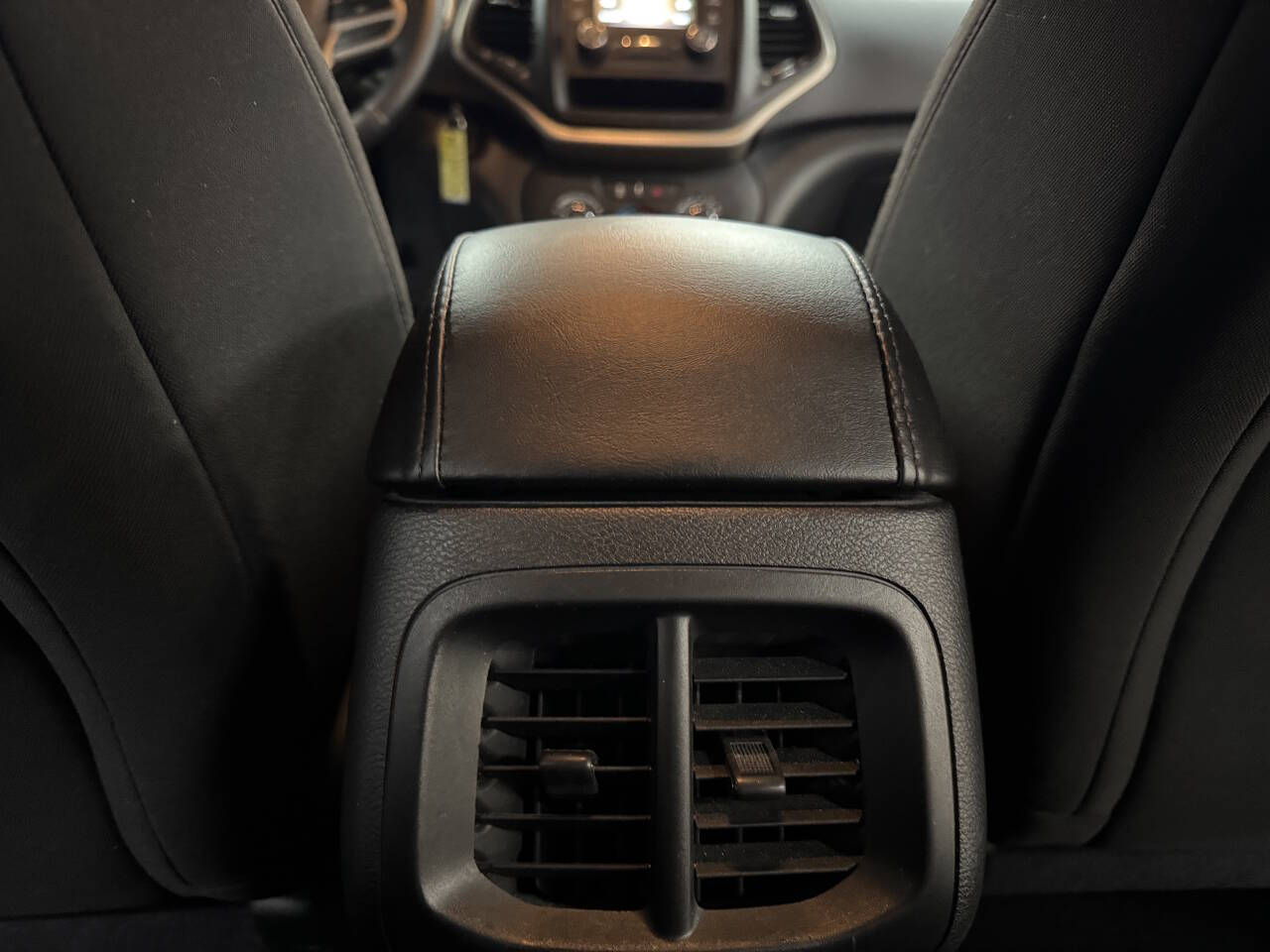Vehicle image 41 of 58