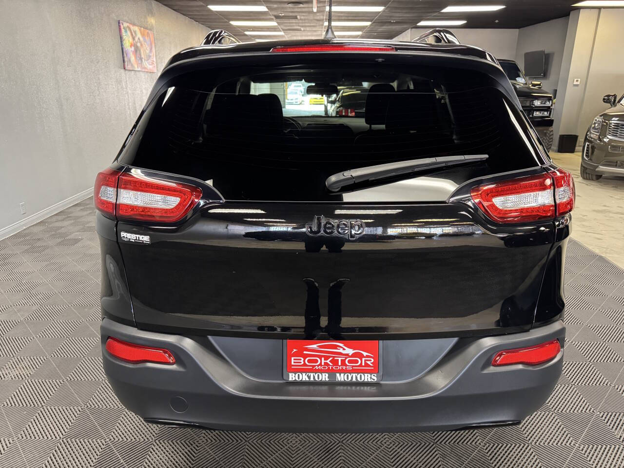 Vehicle image 16 of 58