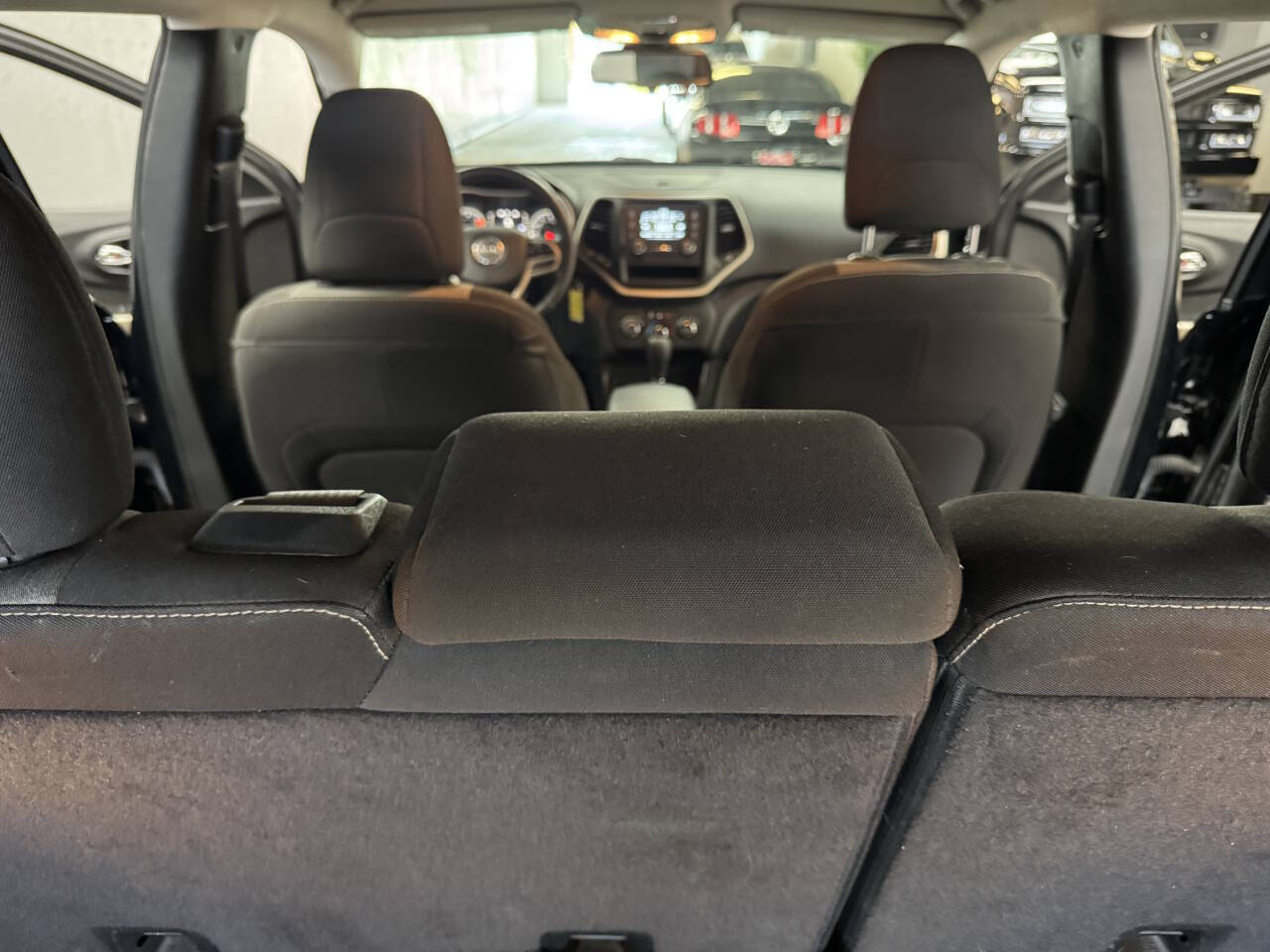 Vehicle image 47 of 58
