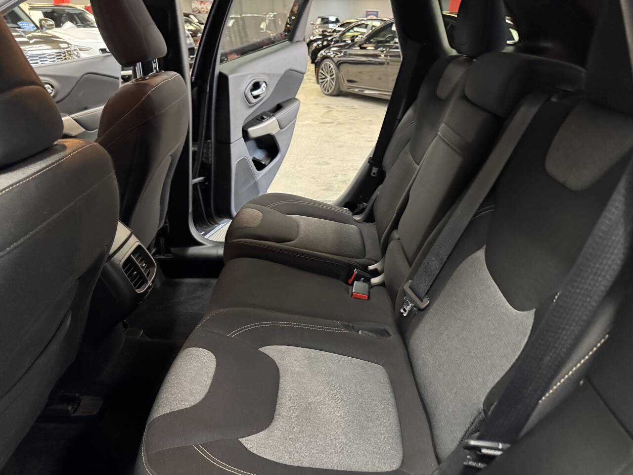 Vehicle image 42 of 58