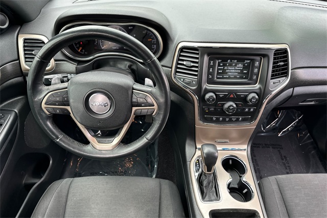 Vehicle image 16 of 46