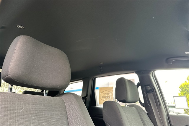 Vehicle image 13 of 46
