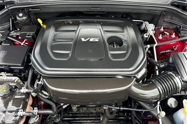 Vehicle image 10 of 46