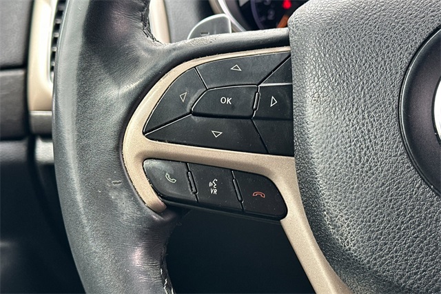Vehicle image 30 of 46