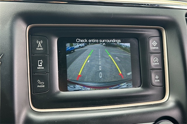 Vehicle image 23 of 46
