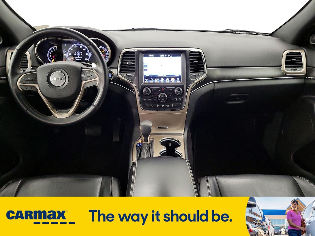 Vehicle image 11 of 29