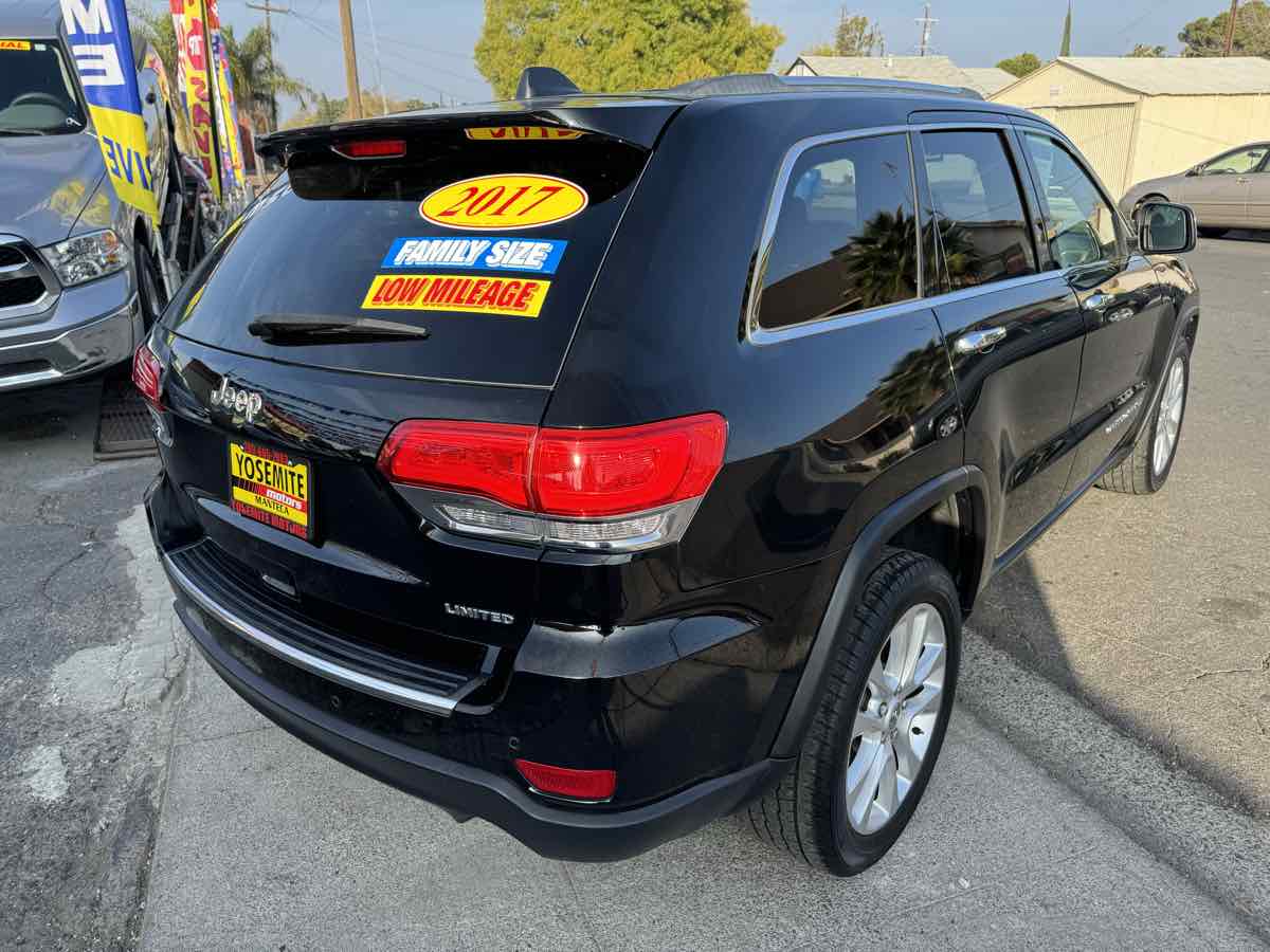 Vehicle image 4 of 20