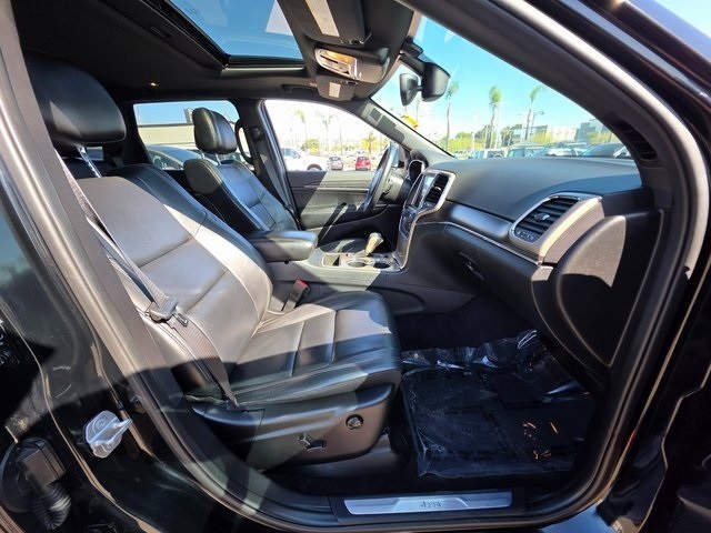 Vehicle image 15 of 41