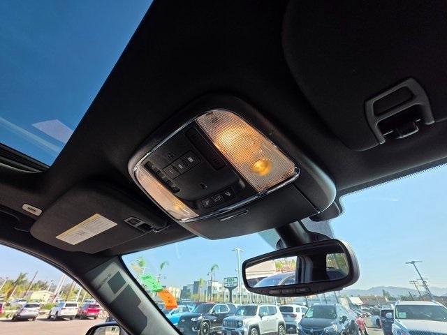 Vehicle image 39 of 41